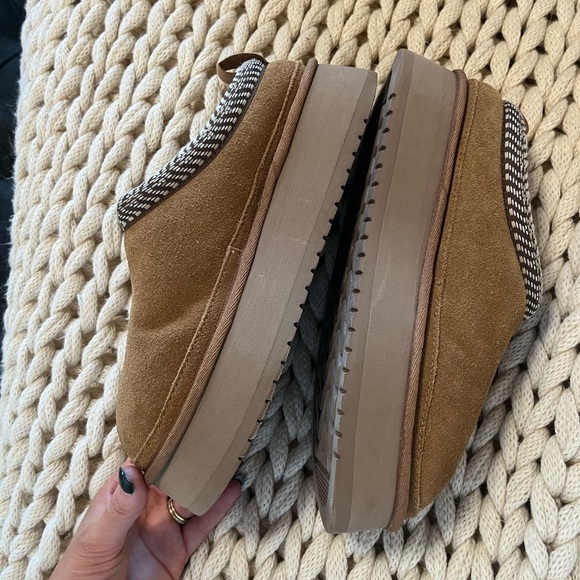 Koolaburra By Ugg Womens Platform Burree Slipper - Picture 3 of 6